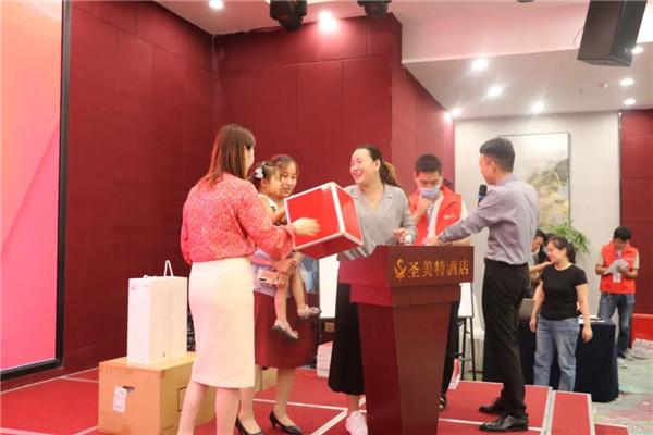 2020林源木門(mén)終端門(mén)店，新零售智慧化升級招商會(huì )收官！